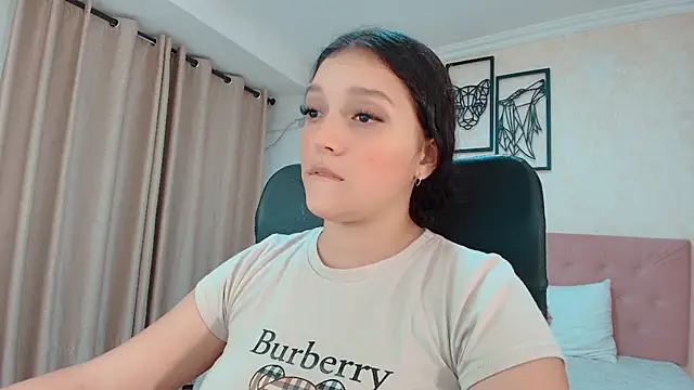 littlemolly walcott online show from August 2026 01:05:02 AM
