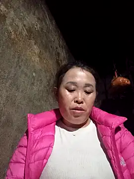 dakota-kis online show from February 2026 12:06:01 PM