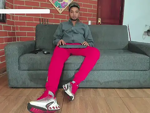 naughty master  online show from April 2026 03:15:01 AM