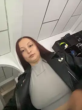 Scarlet auraa online show from March 2026 06:56:01 PM