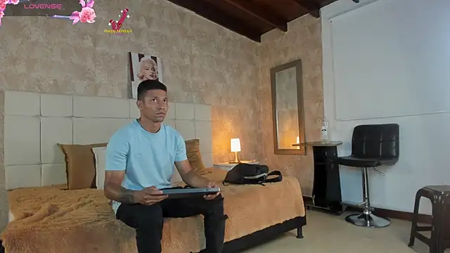 Liam Mush online show from March 2026 02:04:02 AM