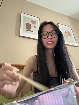 PetiteTight online show from May 2026 04:29:02 AM