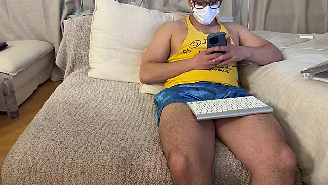 Ambrrr online show from April 2026 08:03:02 PM