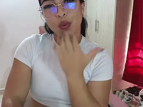 Snapshot of Daphne_Grayy chatting on February 2026 10:03:02 PM Daphne Grayy online show from February 2026 10:03:02 PM