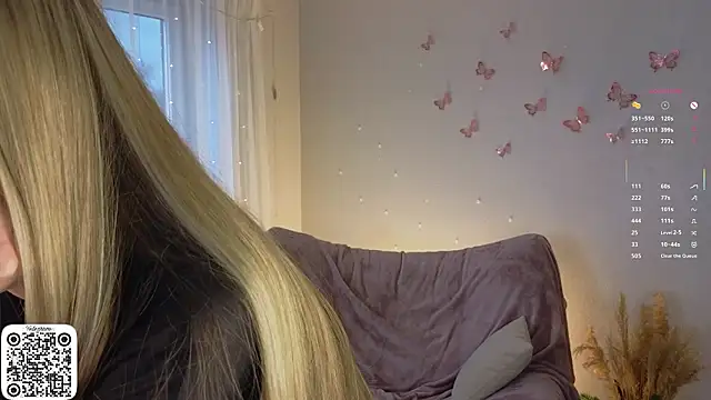 SirenThalassa online show from March 2026 07:12:01 AM