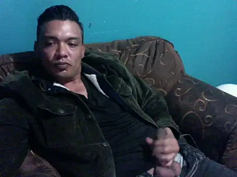 latinomoreno95 online show from April 2026 01:49:01 AM