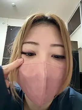 Snapshot of Sena_o0 chatting on March 2026 02:23:02 PM Sena o0 online show from March 2026 02:23:02 PM