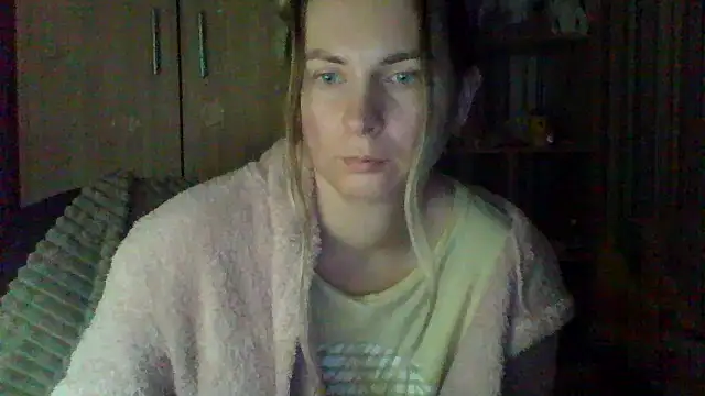 VikiLove765 online show from March 2026 12:02:01 AM