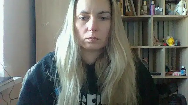 VikiLove765 online show from March 2026 09:16:01 AM