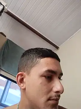 Fefe2805 online show from April 2026 02:22:02 PM