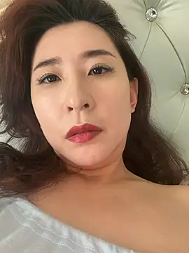 Jingjingxiang-520 online show from June 2026 02:27:02 AM