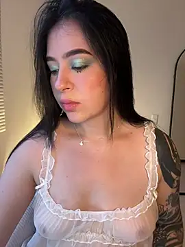 evelynrosess1 online show from June 2026 10:59:01 PM