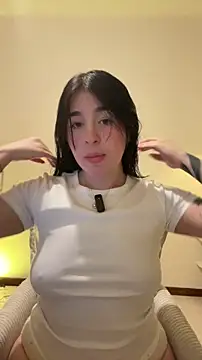 Snapshot of evelynrosess1 chatting on July 2026 12:37:02 AM evelynrosess1 online show from July 2026 12:37:02 AM