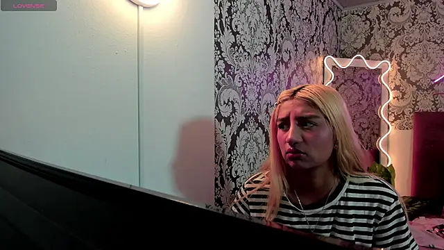 IRINA TAY1 online show from March 2026 03:43:02 AM