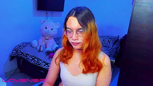 lillykittyyy online show from March 2026 03:10:01 AM