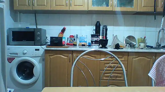 KaelNox online show from June 2026 06:44:01 PM