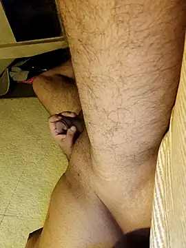 hardnhornybull online show from June 2026 08:06:01 PM
