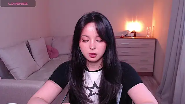 Snapshot of lia_hetty chatting on May 2026 04:03:02 PM lia hetty online show from May 2026 04:03:02 PM