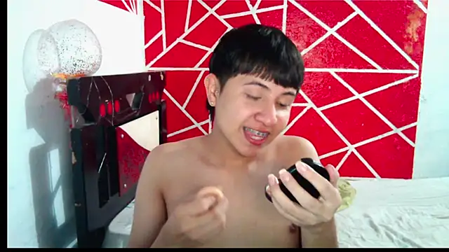 DIDIER 777 online show from February 2026 09:53:01 PM