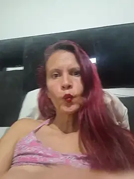 cintia love online show from February 2026 08:32:01 PM