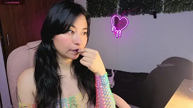 LolaOpalX online show from April 2026 12:24:02 AM