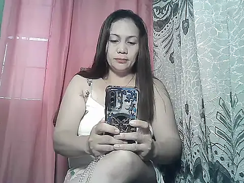 prettymomma24xx online show from March 2026 10:15:01 PM