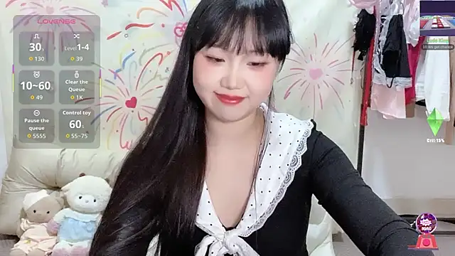 xiaoguai99 online show from April 2026 10:49:02 AM