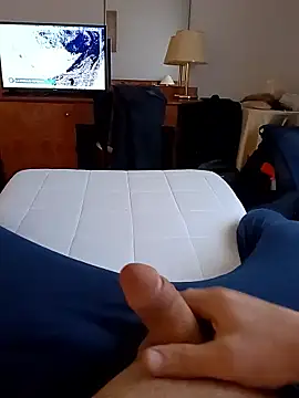 Snapshot of GrowledTyndale chatting on January 2026 01:05:02 PM GrowledTyndale online show from January 2026 01:05:02 PM