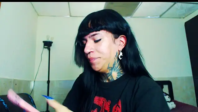 jazmin wolf online show from February 2026 12:15:01 PM