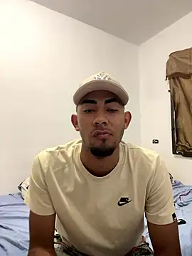 youngalexofficial online show from January 2026 12:02:01 AM