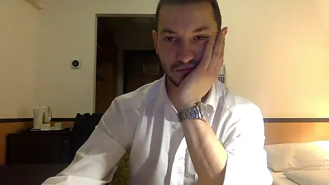 batschi0512 online show from January 2026 10:57:02 PM