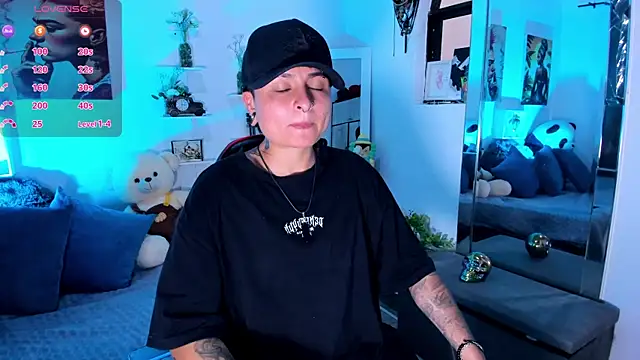 Zury Ramirez online show from January 2026 07:05:02 PM