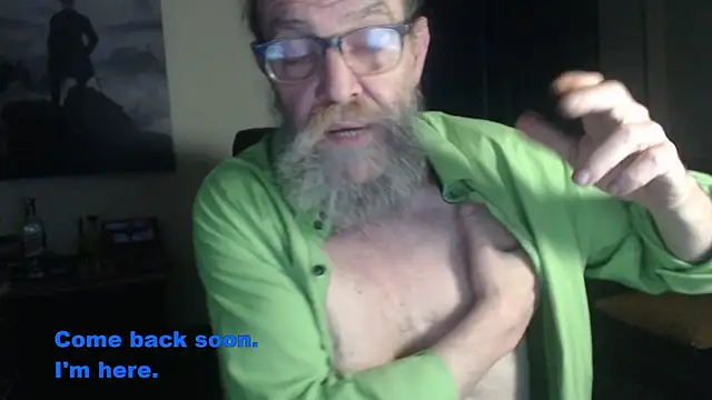 Snapshot of Uncle_Hottie chatting on July 2026 05:02:02 AM Uncle Hottie online show from July 2026 05:02:02 AM