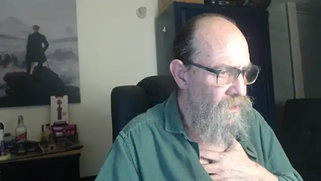 Snapshot of Uncle_Hottie chatting on July 2026 04:14:02 AM Uncle Hottie online show from July 2026 04:14:02 AM