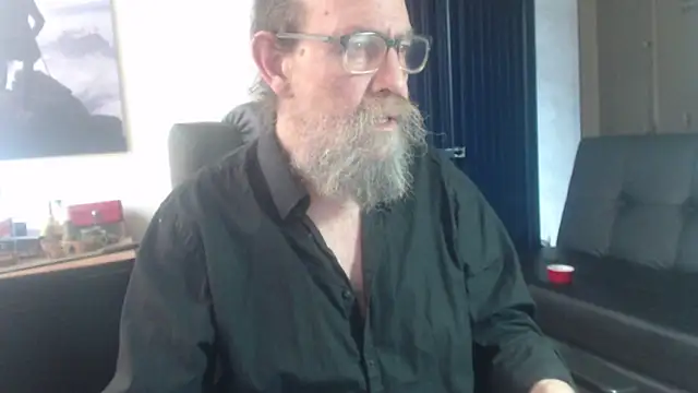 Snapshot of Uncle_Hottie chatting on July 2026 07:39:01 PM Uncle Hottie online show from July 2026 07:39:01 PM