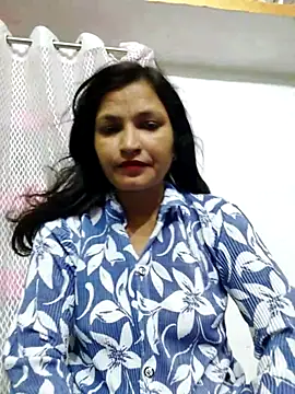 Snapshot of Priyaa_1433 chatting on June 2026 05:59:01 AM Priyaa 1433 online show from June 2026 05:59:01 AM