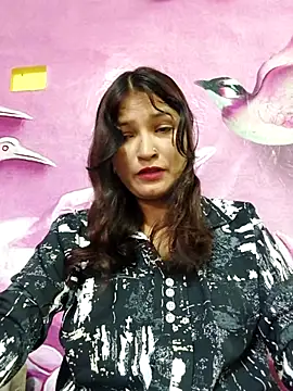 Snapshot of Priyaa_1433 chatting on July 2026 06:28:01 AM Priyaa 1433 online show from July 2026 06:28:01 AM