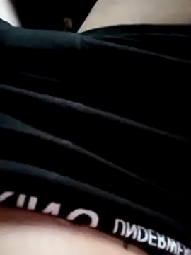 folkdam80 online show from April 2026 06:49:01 AM