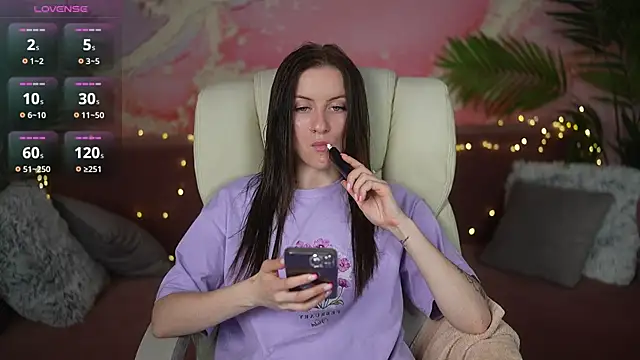 AlexaFleur online show from June 2026 06:28:01 AM