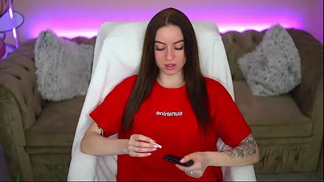 AlexaFleur online show from June 2026 06:25:01 AM