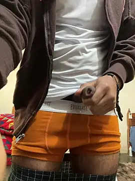 calientmex online show from February 2026 04:00:01 PM