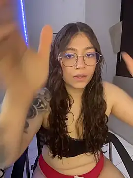 soffmoon online show from February 2026 09:46:01 PM