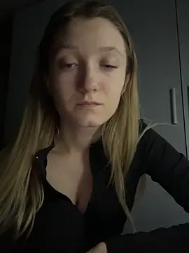 LisaWhitexz online show from January 2026 06:33:01 PM