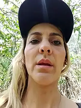 Monita Med online show from April 2026 06:10:01 PM