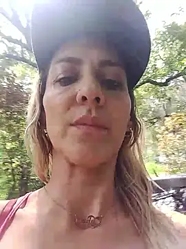 Snapshot of Monita_Med chatting on May 2026 03:51:02 PM Monita Med online show from May 2026 03:51:02 PM