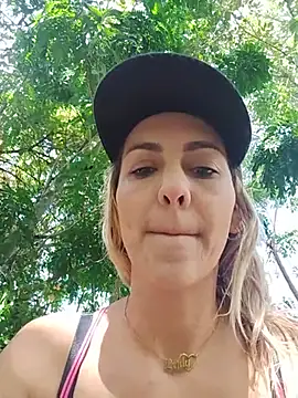 Snapshot of Monita_Med chatting on May 2026 02:44:02 PM Monita Med online show from May 2026 02:44:02 PM