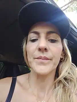Snapshot of Monita_Med chatting on May 2026 01:40:02 PM Monita Med online show from May 2026 01:40:02 PM