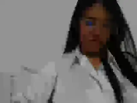 Snapshot of Elizabeth_manzon chatting on May 2026 02:44:02 PM Elizabeth manzon online show from May 2026 02:44:02 PM