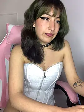 SweetMilly online show from February 2026 02:53:01 AM