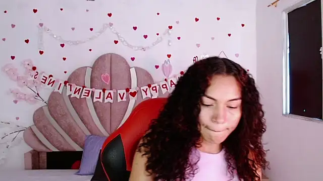 Naya  fox723 online show from February 2026 05:42:01 PM